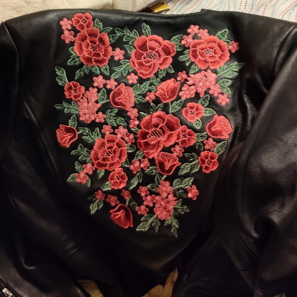 New Black leather Jacket w/embroidery - Picture 8 of 14
